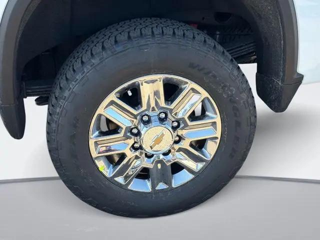 2026 Chevrolet Silverado 2500HD Crew Cab, Standard Bed, High Country, 4WD
