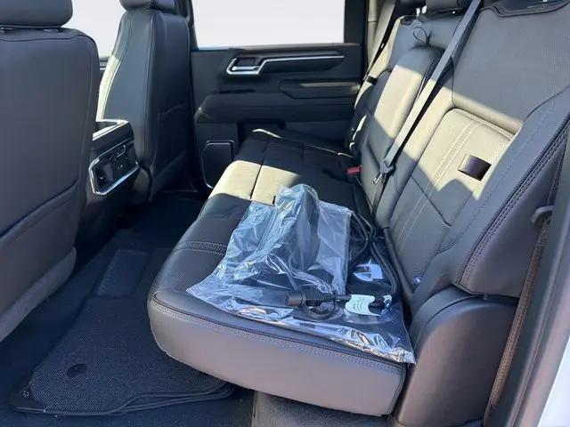 2026 Chevrolet Silverado 2500HD Crew Cab, Standard Bed, High Country, 4WD