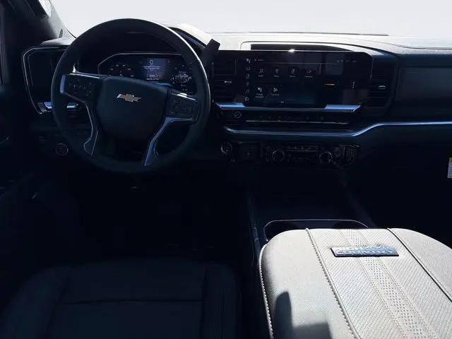 2026 Chevrolet Silverado 2500HD Crew Cab, Standard Bed, High Country, 4WD