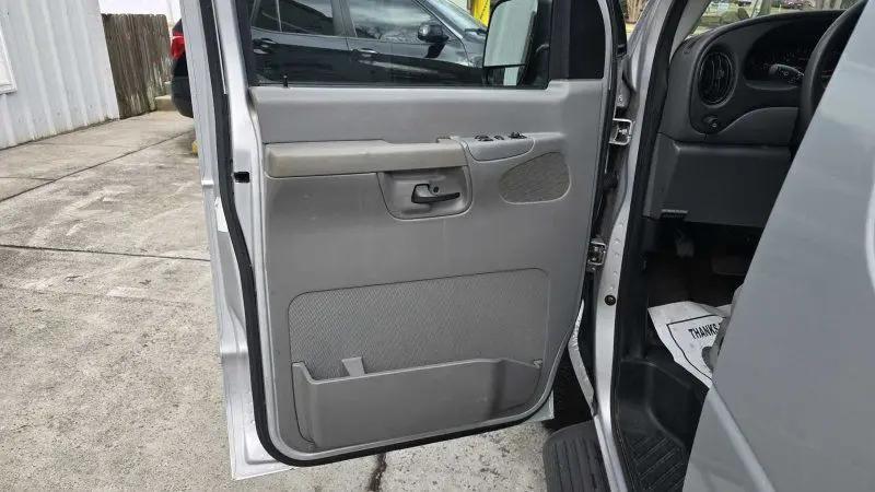 2006 Ford E-150 E-150