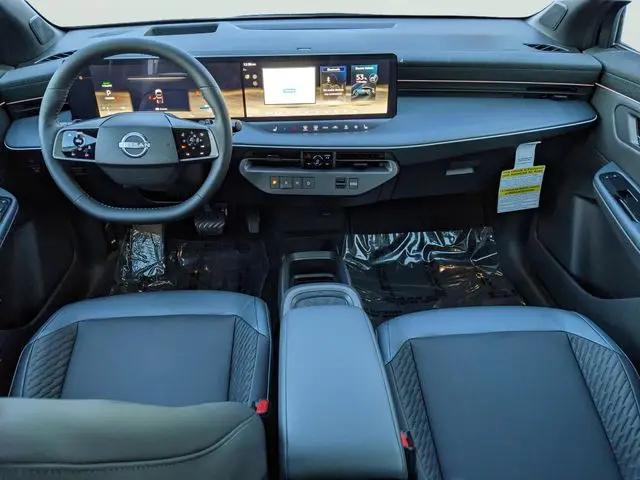 2026 Nissan LEAF PLATINUM+