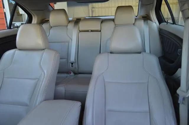 2011 Ford Taurus SEL