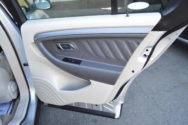 2011 Ford Taurus SEL