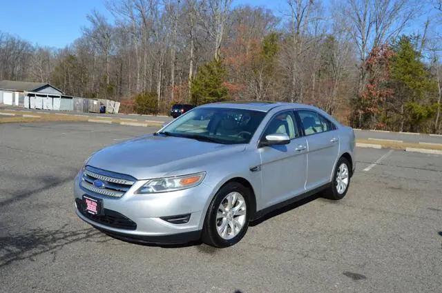 2011 Ford Taurus SEL