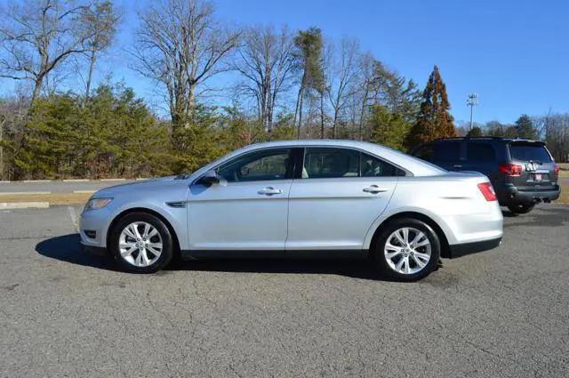 2011 Ford Taurus SEL