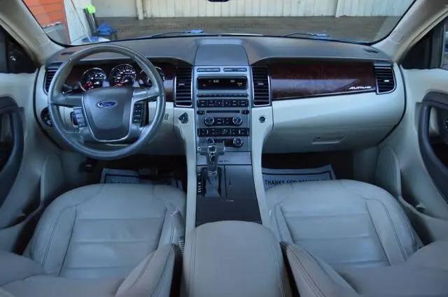 2011 Ford Taurus SEL