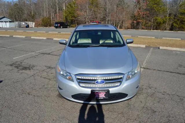 2011 Ford Taurus SEL