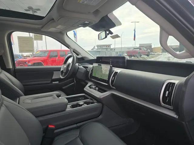 2026 Ford Expedition Max Active MAX