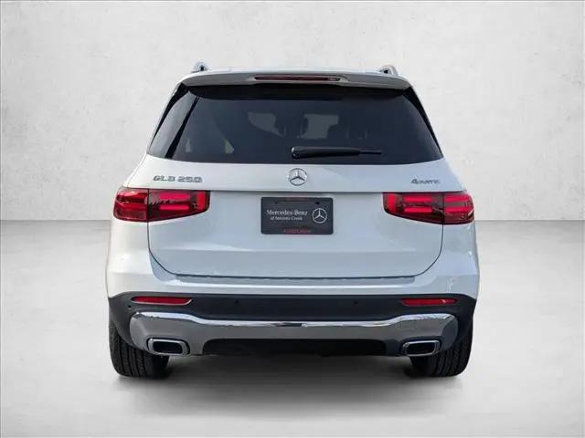 2026 Mercedes-Benz GLB 4MATIC