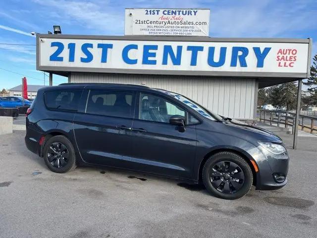 2020 Chrysler Pacifica Hybrid Touring L for sale in Blackfoot, ID
