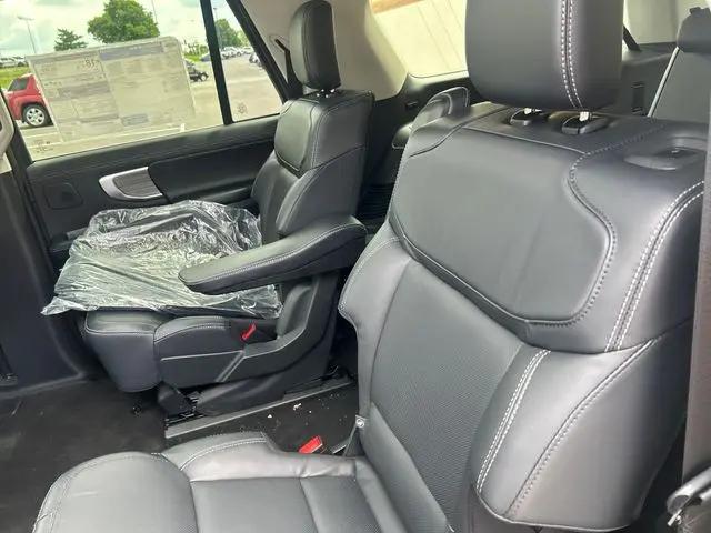 2026 Ford Expedition Max Platinum MAX