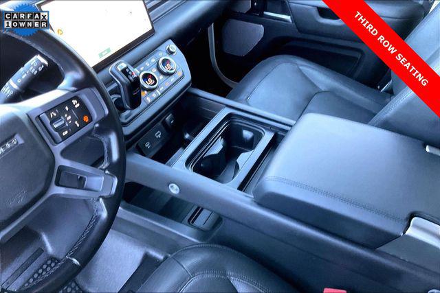 2024 Land Rover Defender 130 P400 X-Dynamic SE