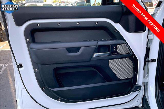 2024 Land Rover Defender 130 P400 X-Dynamic SE