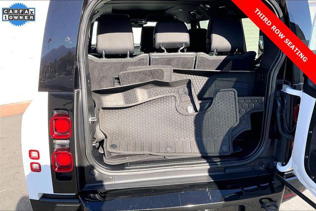 2024 Land Rover Defender 130 P400 X-Dynamic SE