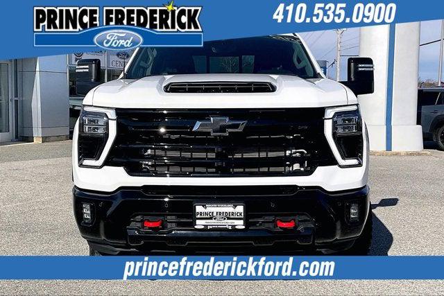 2025 Chevrolet Silverado 2500HD 4WD Crew Cab Standard Bed LTZ