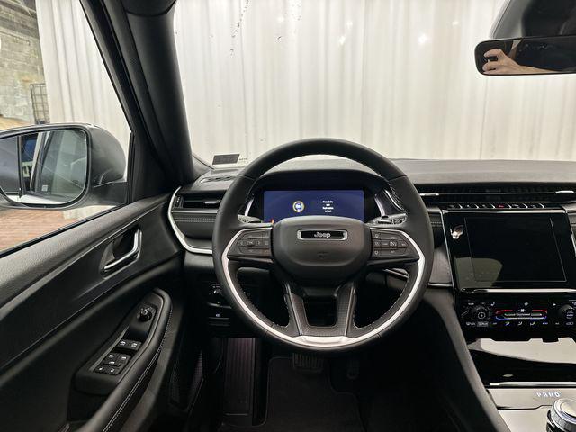 2026 Jeep Grand Cherokee L Altitude 4x4