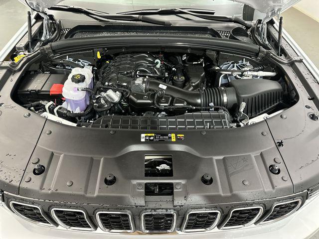 2026 Jeep Grand Cherokee L Altitude 4x4