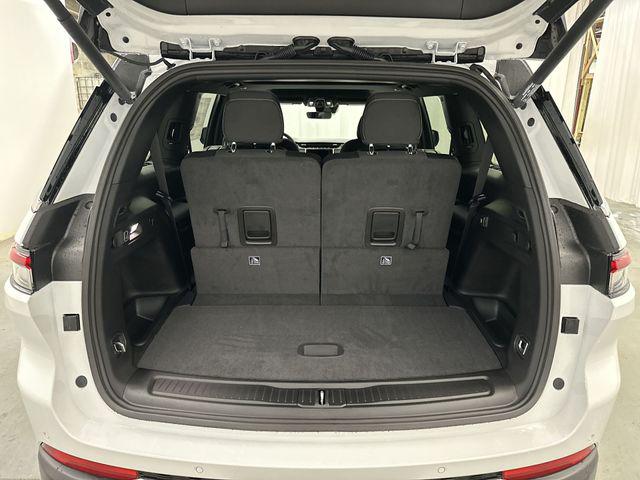 2026 Jeep Grand Cherokee L Altitude 4x4