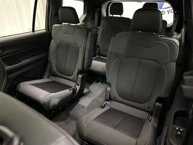 2026 Jeep Grand Cherokee L Altitude 4x4