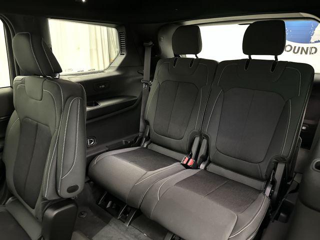 2026 Jeep Grand Cherokee L Altitude 4x4