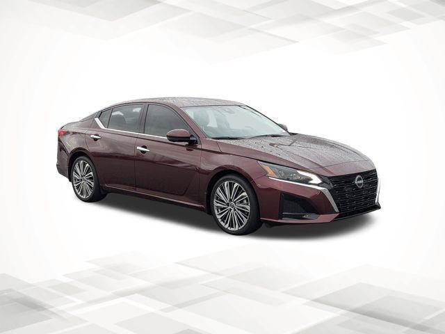 2025 Nissan Altima SL FWD