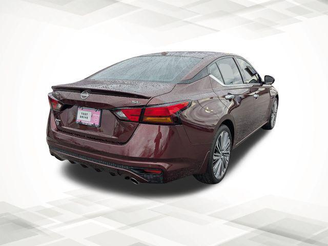 2025 Nissan Altima SL FWD