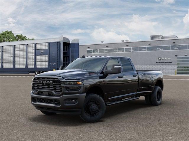 2026 RAM Ram 3500 RAM 3500 TRADESMAN CREW CAB 4X4 8 BOX