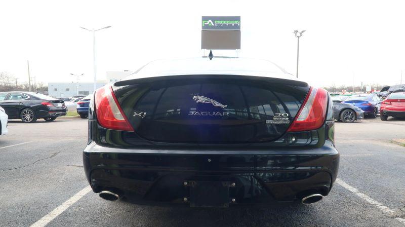2016 Jaguar XJ R-Sport