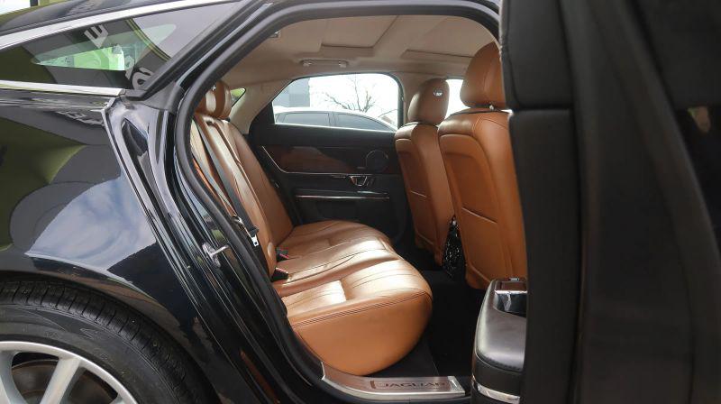 2016 Jaguar XJ R-Sport