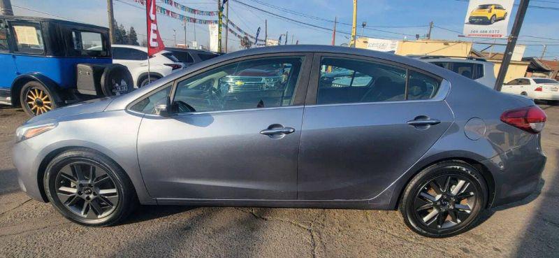 2017 Kia Forte S