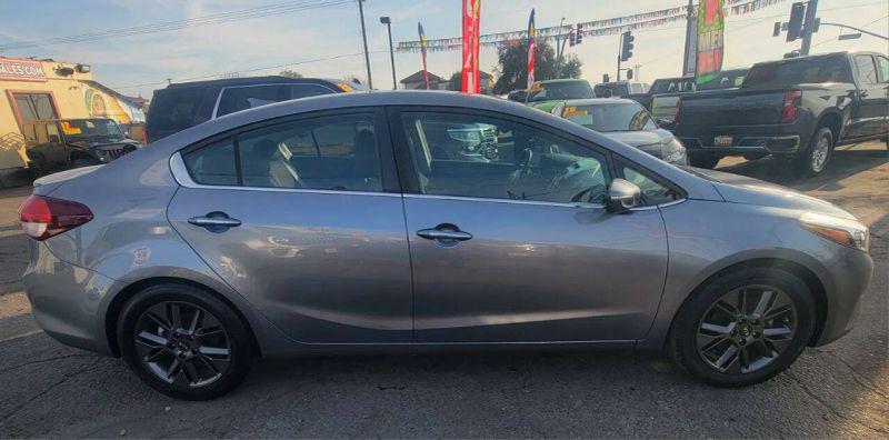 2017 Kia Forte S