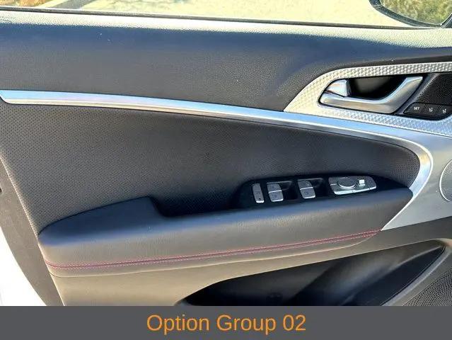 2023 Genesis G70 2.0T AWD