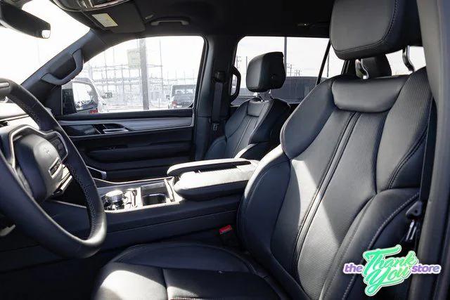 2026 Jeep Grand Wagoneer Limited Altitude 4x4