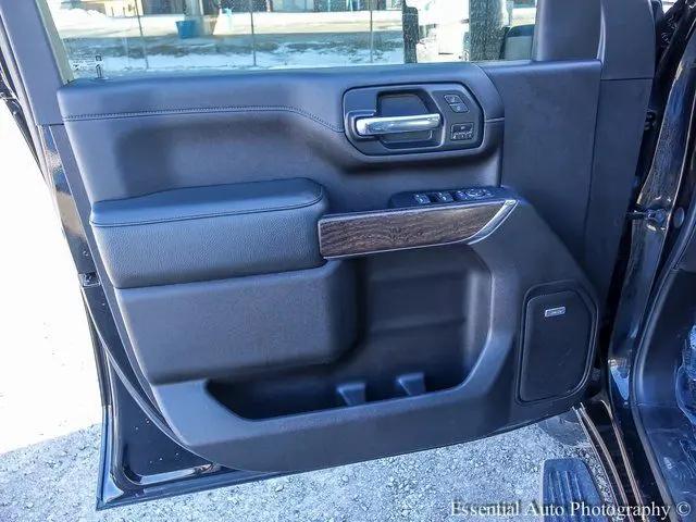 2022 GMC Sierra 2500HD 4WD Crew Cab Standard Bed Denali