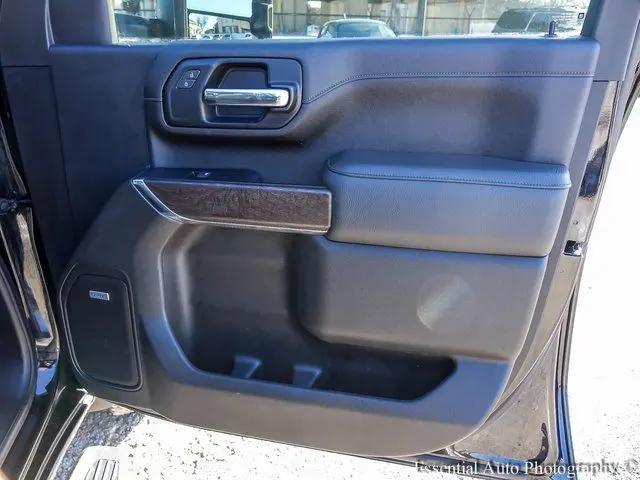 2022 GMC Sierra 2500HD 4WD Crew Cab Standard Bed Denali
