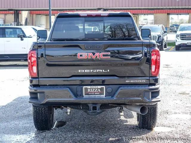 2022 GMC Sierra 2500HD 4WD Crew Cab Standard Bed Denali