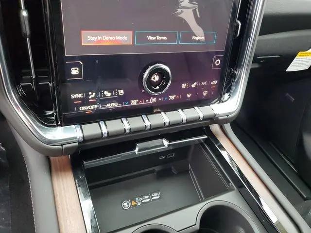 2026 GMC Yukon XL 4WD Denali