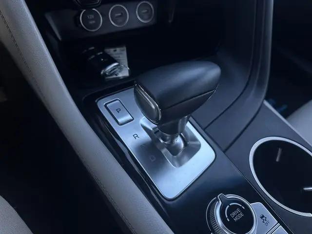 2023 Genesis G70 2.0T AWD