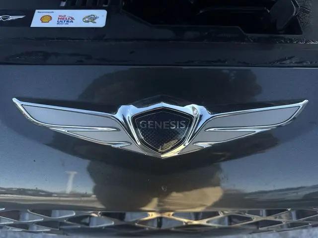 2023 Genesis G70 2.0T AWD