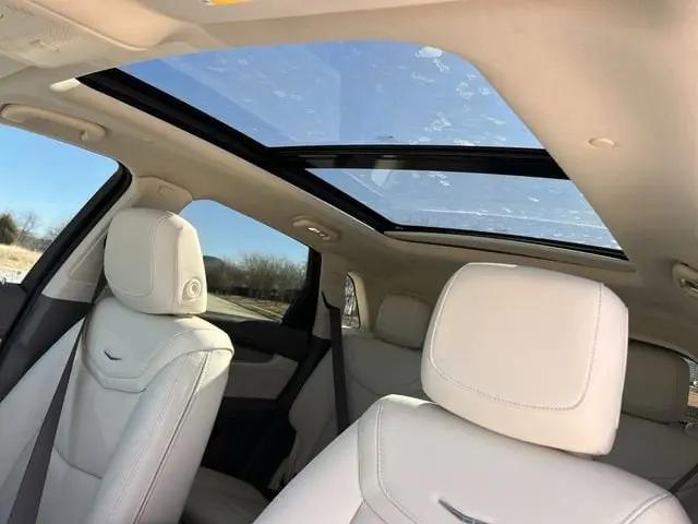 2026 Cadillac XT5 Premium Luxury FWD