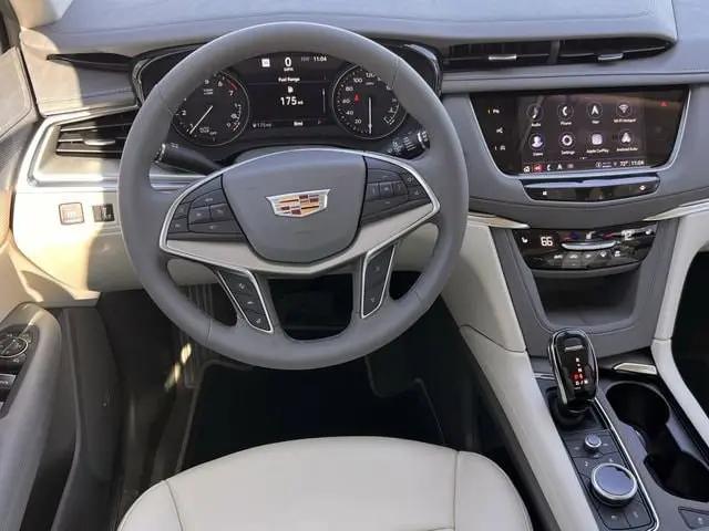 2026 Cadillac XT5 Premium Luxury FWD