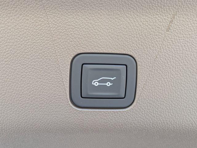 2026 GMC Yukon XL 4WD Denali