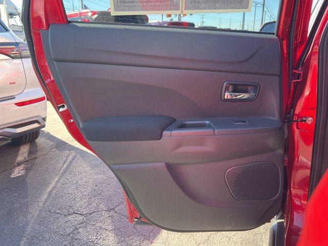 2024 Mitsubishi Outlander Sport Unknown