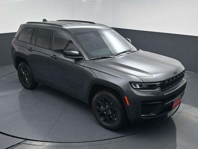 2026 Jeep Grand Cherokee Altitude 4x4