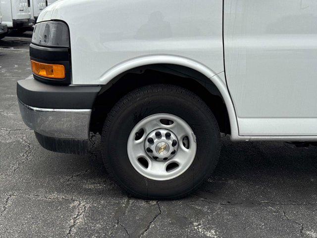 2025 Chevrolet Express Cutaway Work Van