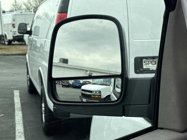 2025 Chevrolet Express Cutaway Work Van