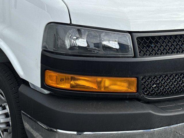 2025 Chevrolet Express Cutaway Work Van