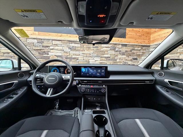 2025 Hyundai Sonata Hybrid SEL