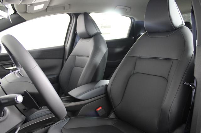 2026 Nissan LEAF PLATINUM+