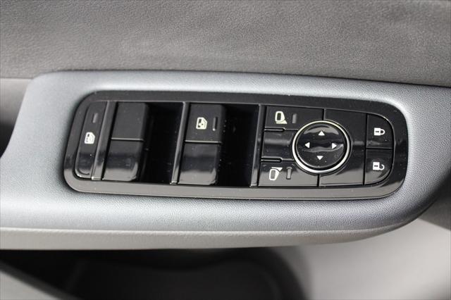 2026 Nissan LEAF PLATINUM+